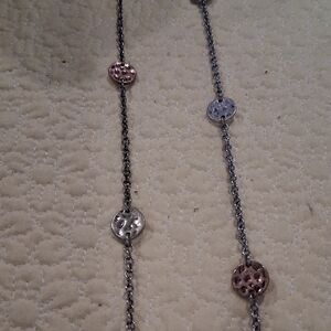 Chic Two-Tone Disc Necklace